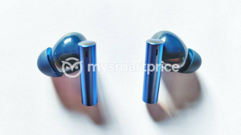 realme Buds Air 3 真無線耳機(jī)曝光:寶石藍(lán)色,三麥克風(fēng)主動(dòng)降噪