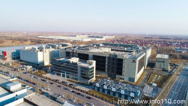 萬國數據發布2023年第三季度財報——再獲兩筆超大規模訂單，凈新增簽約面積超16,000平方米